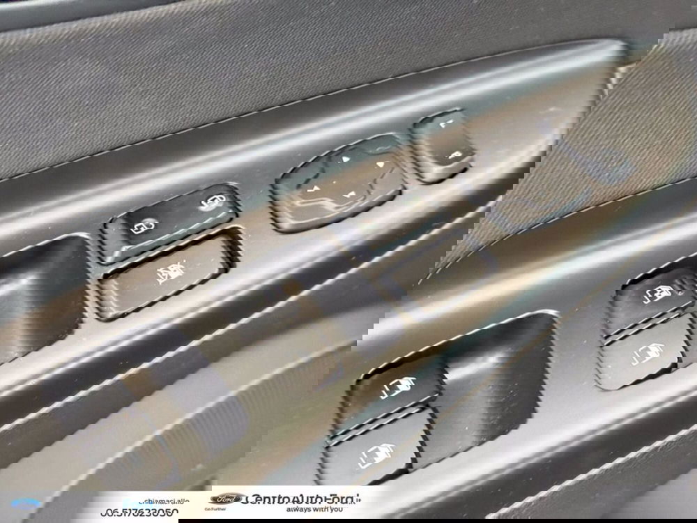 Hyundai Ioniq usata a Roma (19)