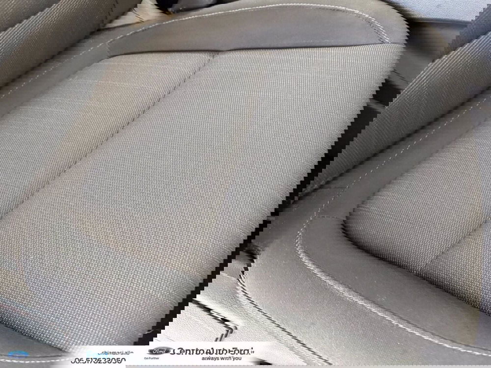 Hyundai Kona usata a Roma (8)