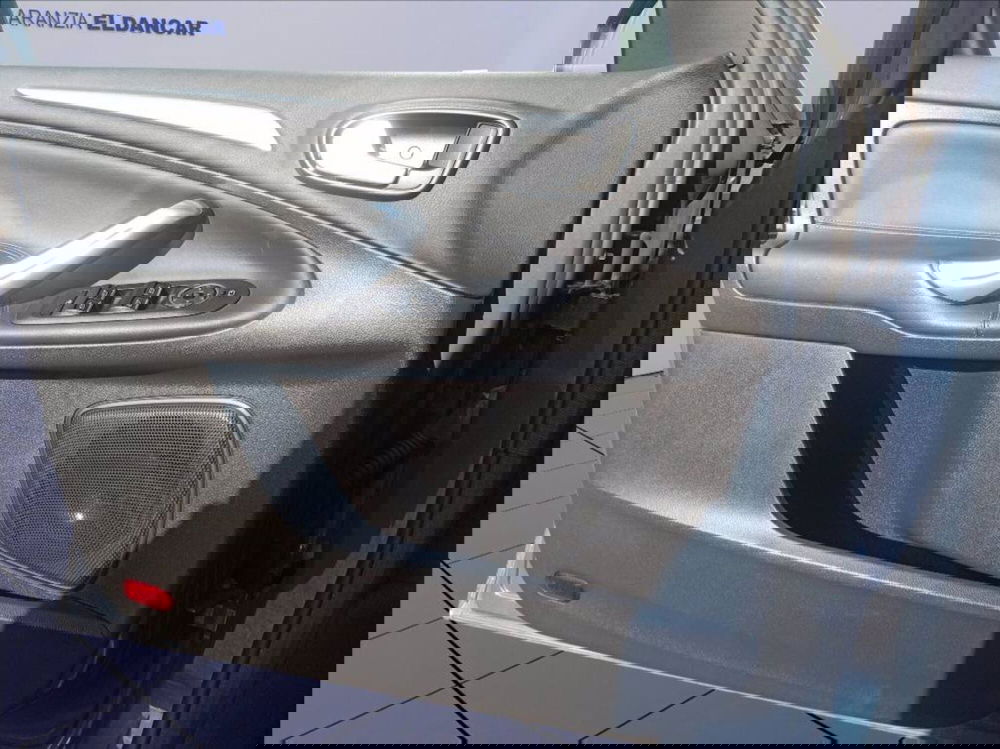 Ford Galaxy usata a Milano (13)