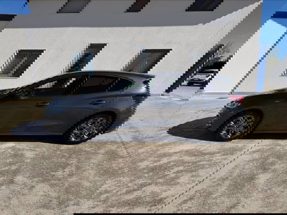 Ford Focus usata a Matera (7)