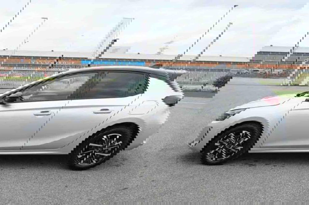 Opel Corsa nuova a Torino (8)