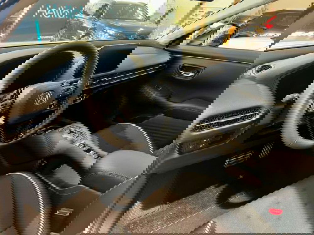 Honda ZR-V nuova a Savona (6)