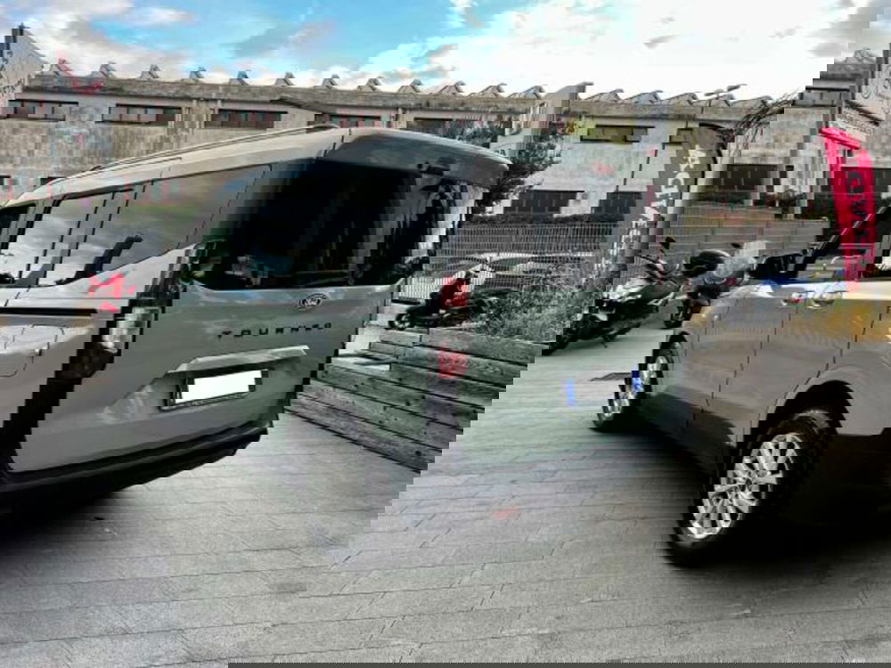 Ford Tourneo Courier usata a Savona (4)