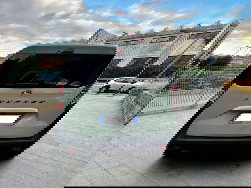 Ford Tourneo Courier usata a Savona (5)