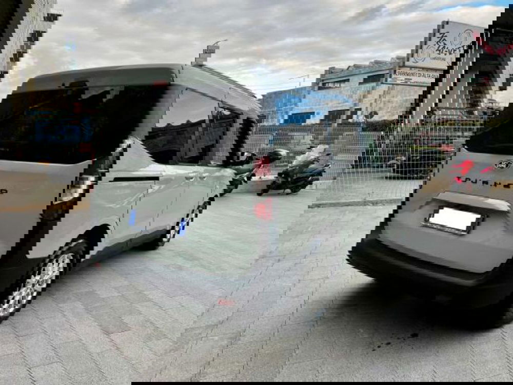 Ford Tourneo Courier usata a Savona (6)