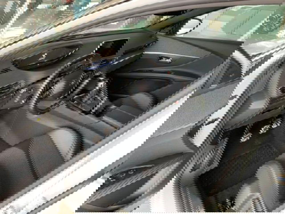Peugeot 5008 usata a Trieste (11)
