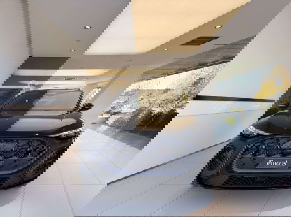 Audi Q5 Sportback nuova a Torino (15)