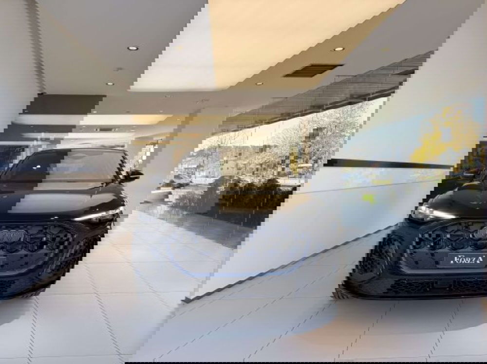 Audi Q5 Sportback nuova a Torino (2)