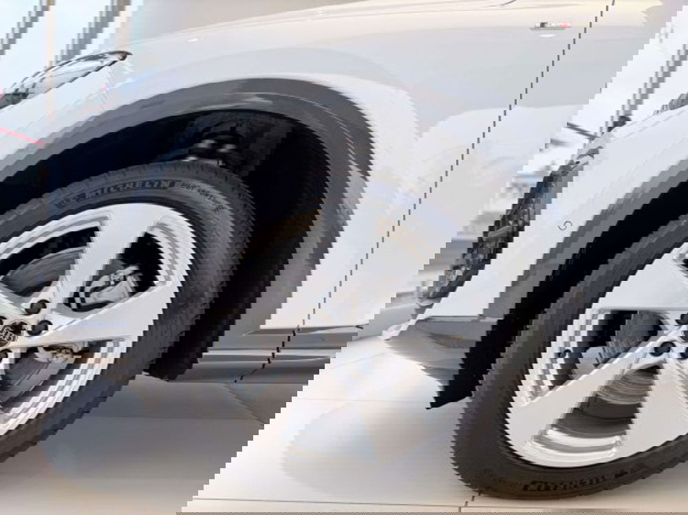 Audi Q5 Sportback nuova a Torino (4)