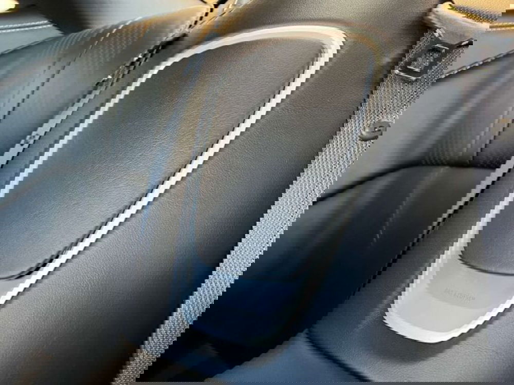 Aston Martin DB11 usata a Torino (10)