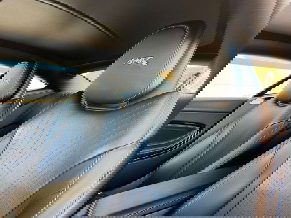 Aston Martin DB11 usata a Torino (12)