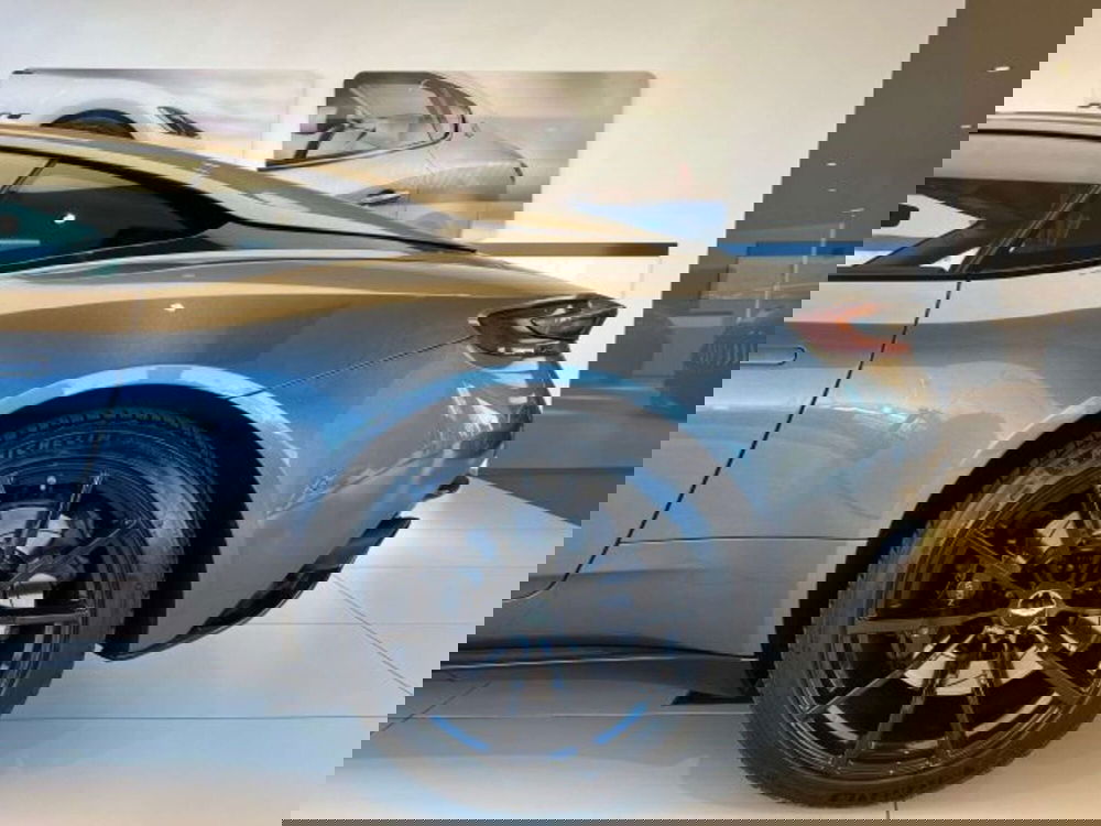 Aston Martin DB11 usata a Torino (13)