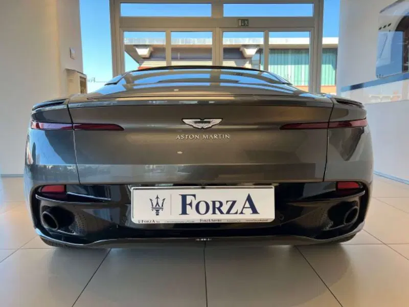 Aston Martin DB11 usata a Torino (13)