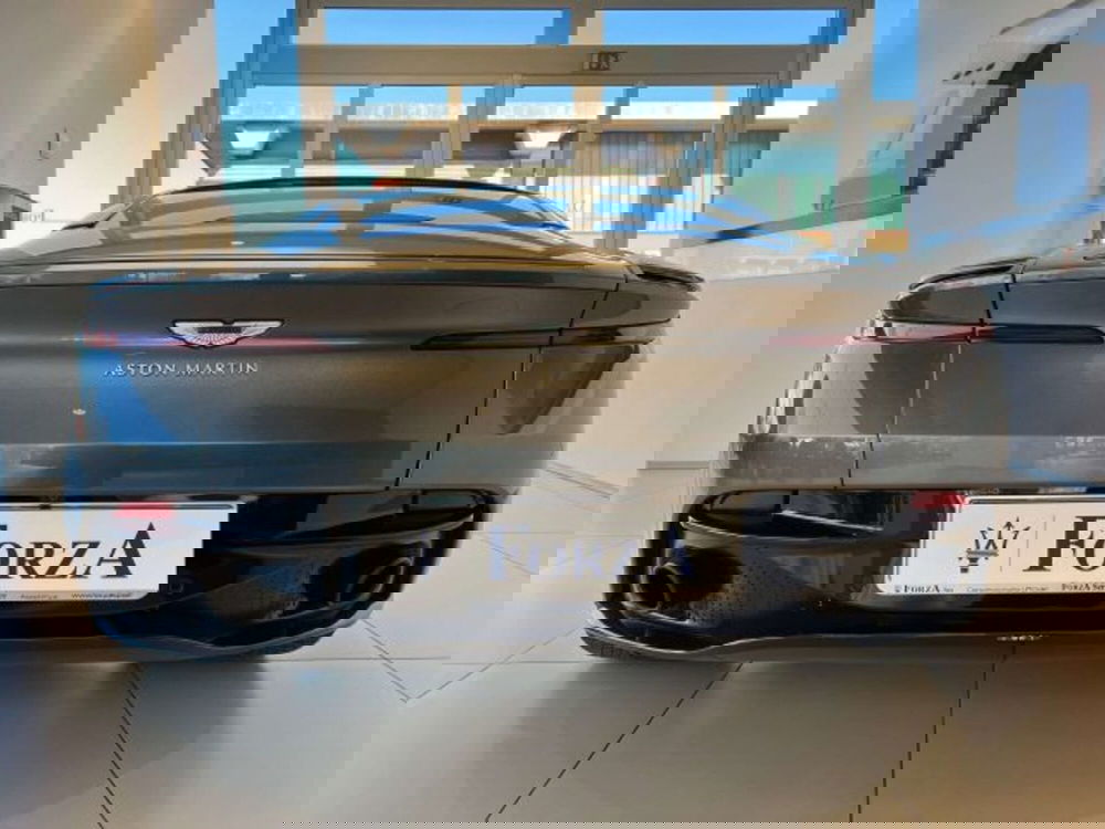 Aston Martin DB11 usata a Torino (14)
