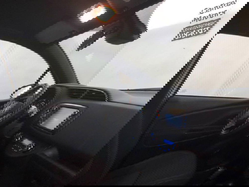 Toyota Yaris usata a Torino (12)