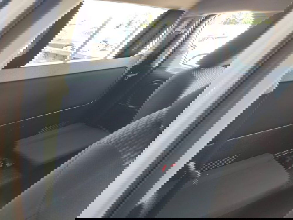 Toyota Hilux usata a Teramo (10)