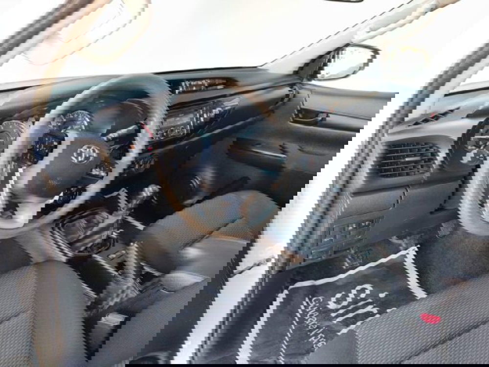 Toyota Hilux usata a Teramo (12)