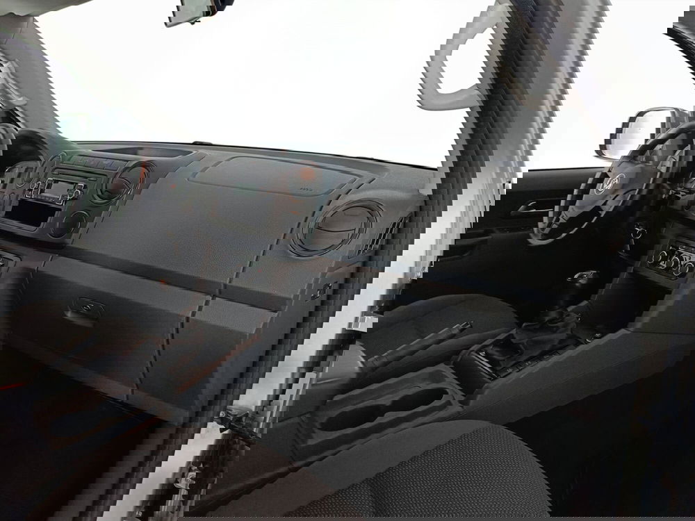 Volkswagen Veicoli Commerciali Amarok usata a Ascoli Piceno (10)