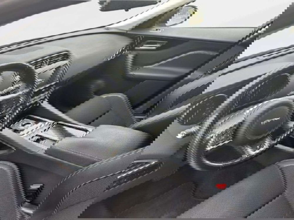 Jaguar F-Pace usata a Siena (11)