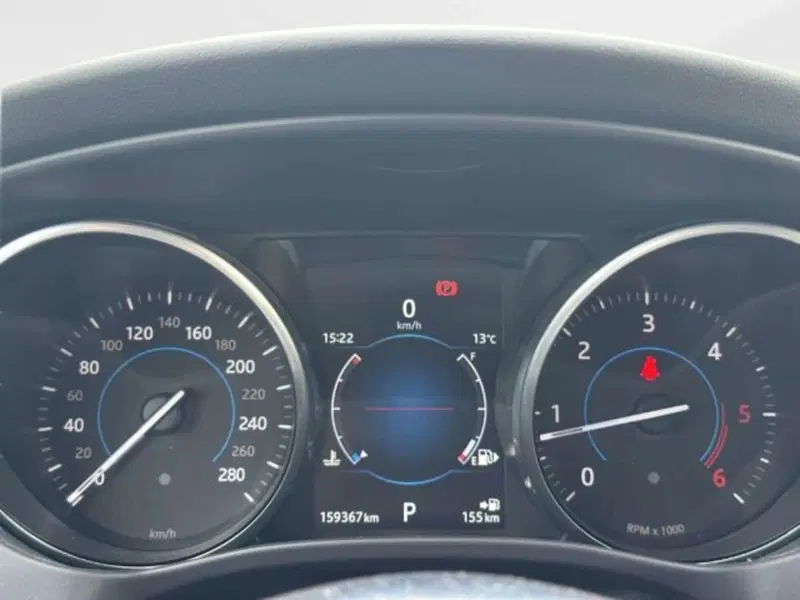 Jaguar F-Pace usata a Siena (16)