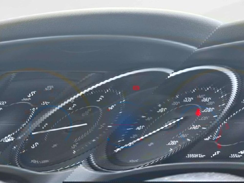 Jaguar F-Pace usata a Siena (16)