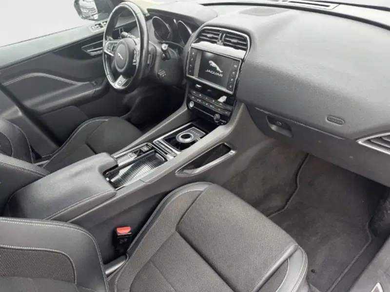 Jaguar F-Pace usata a Siena (4)