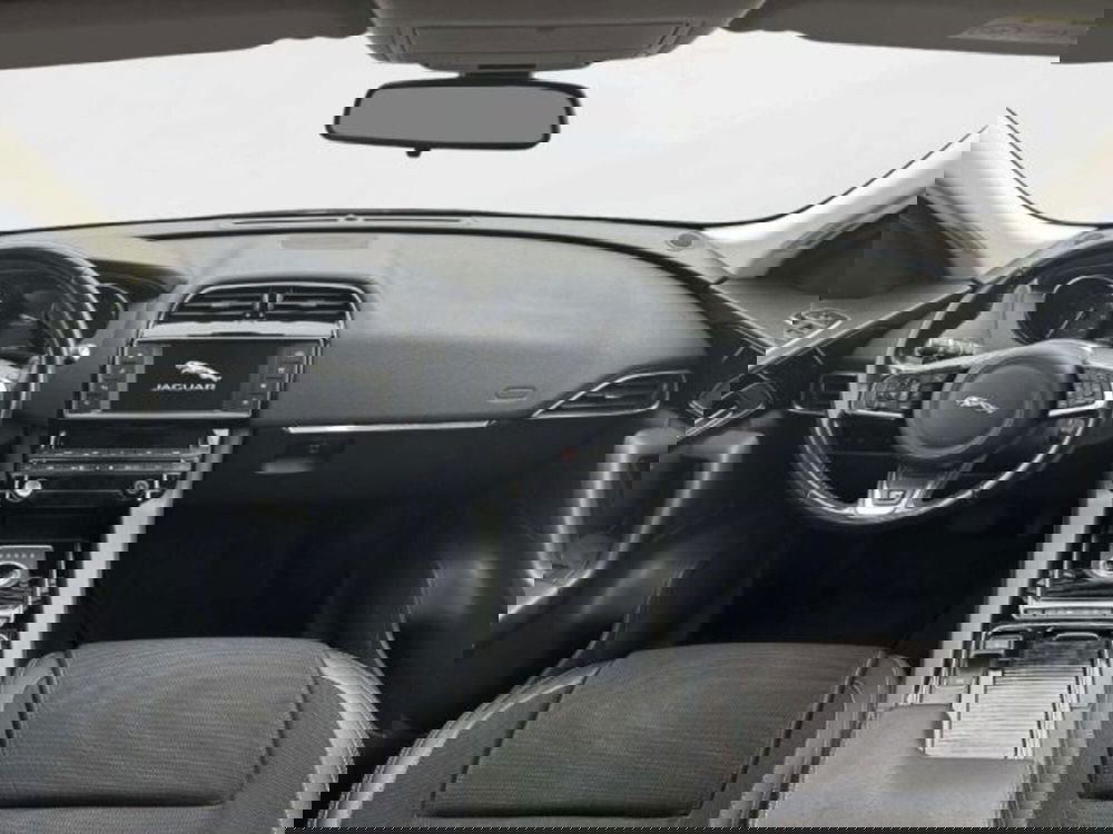 Jaguar F-Pace usata a Siena (6)