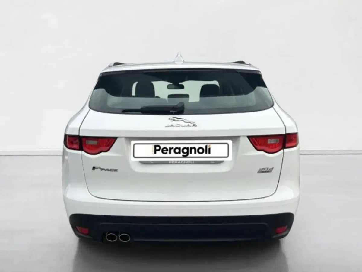 Jaguar F-Pace usata a Siena (8)