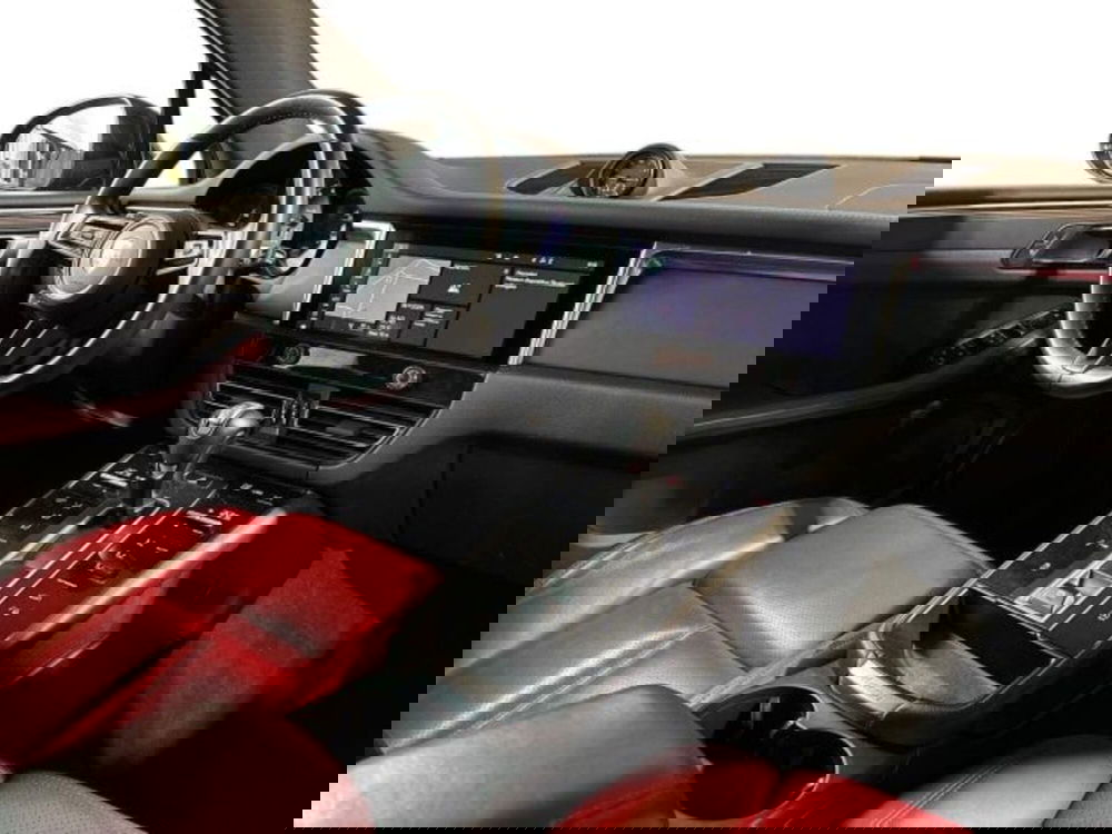 Porsche Macan usata a Bologna (15)