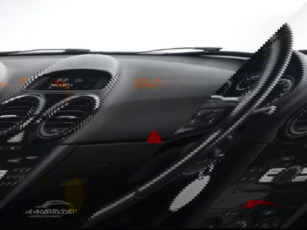 Opel Corsa usata a Perugia (15)