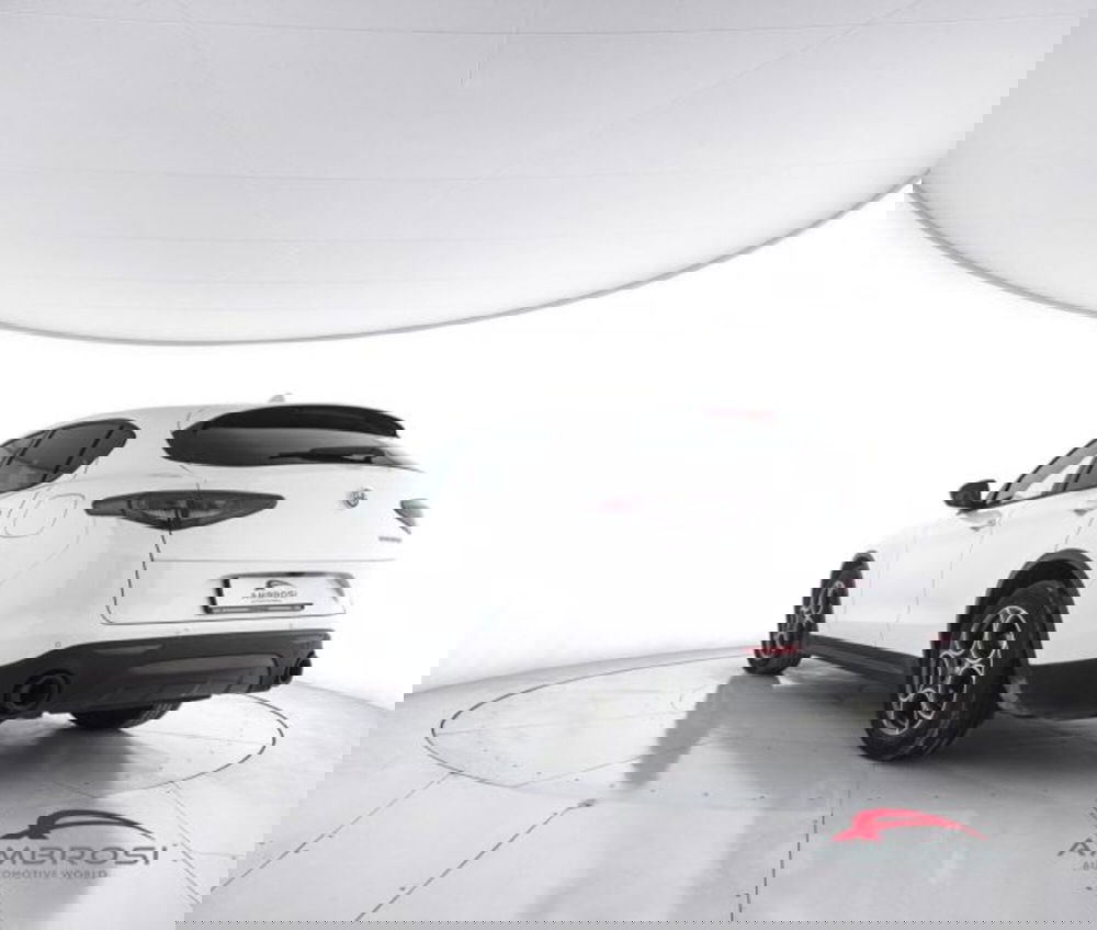 Alfa Romeo Stelvio usata a Perugia (4)