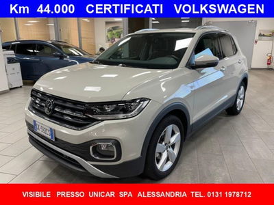 Volkswagen T-Cross 1.0 TSI 110 CV DSG Advanced del 2022 usata a Alba