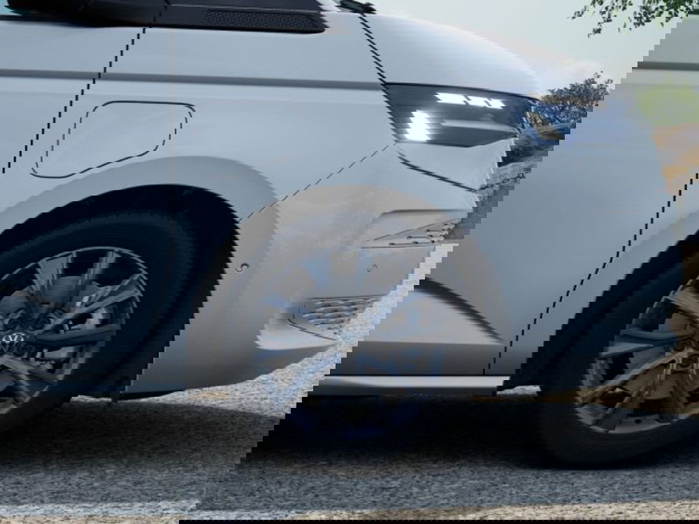 Volkswagen Multivan nuova a Vicenza (11)