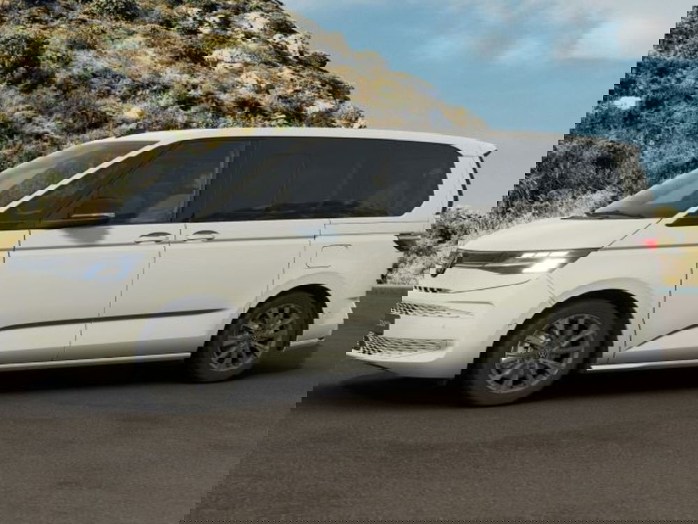 Volkswagen Multivan nuova a Vicenza (2)