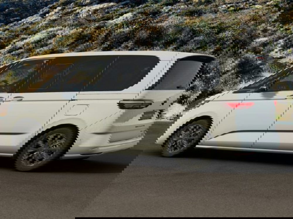 Volkswagen Multivan nuova a Vicenza (3)