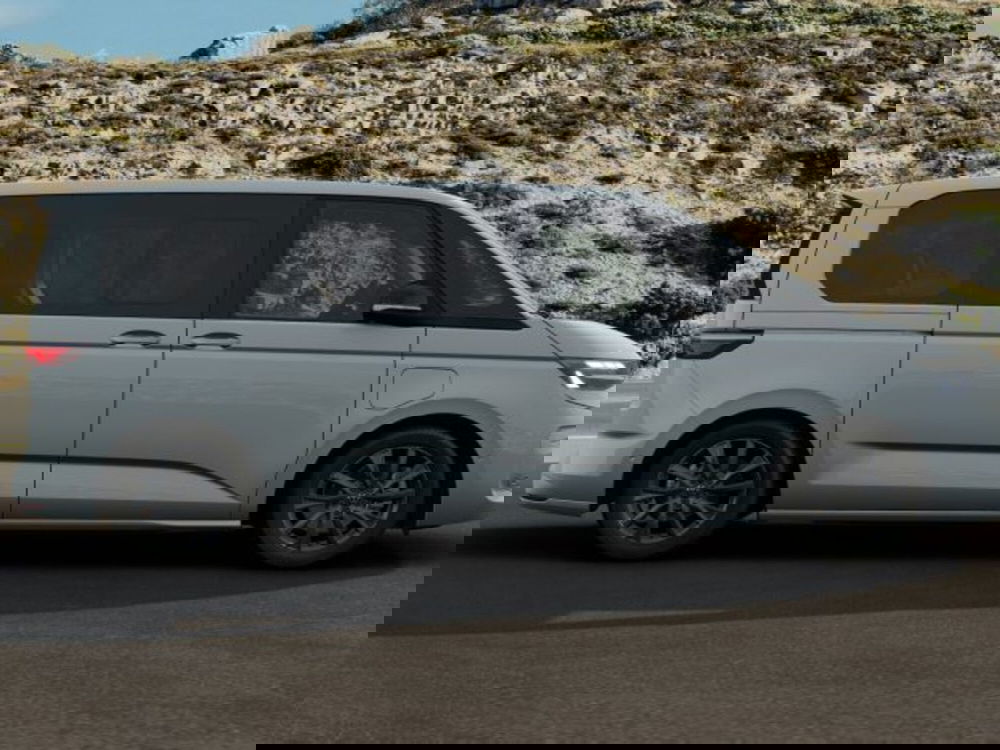 Volkswagen Multivan nuova a Vicenza (6)