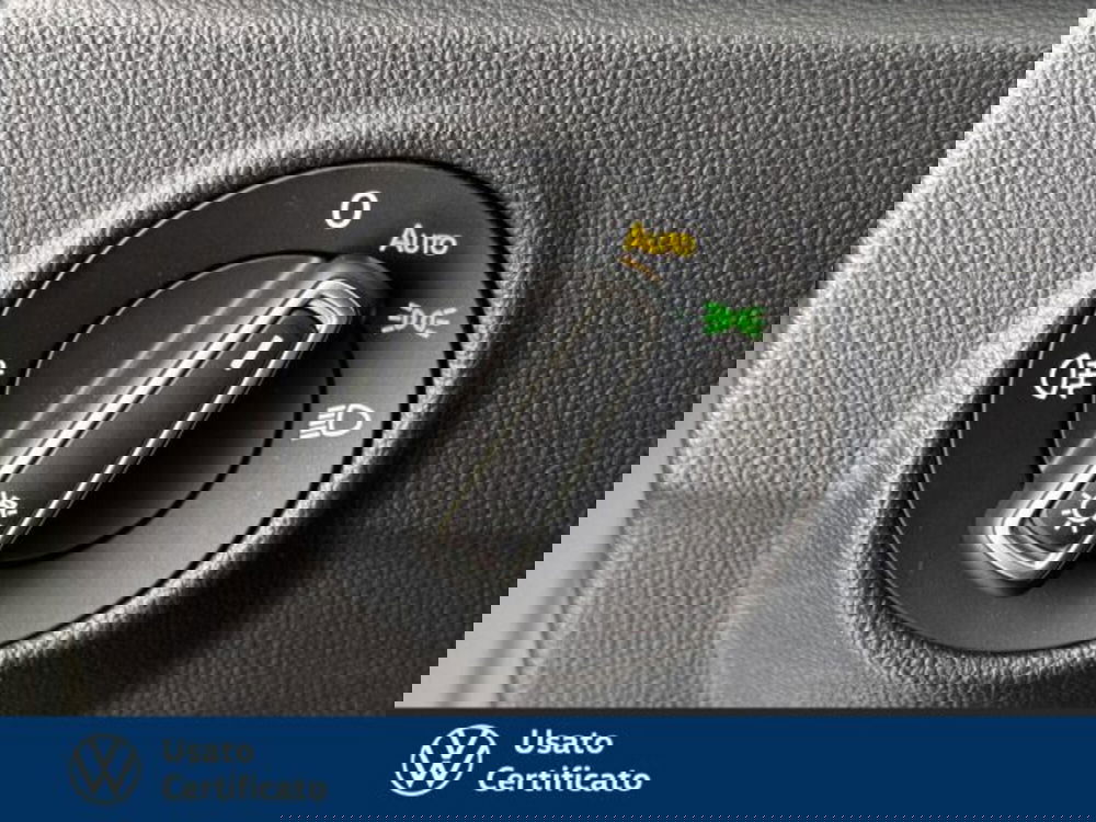 Volkswagen T-Roc usata a Vicenza (13)