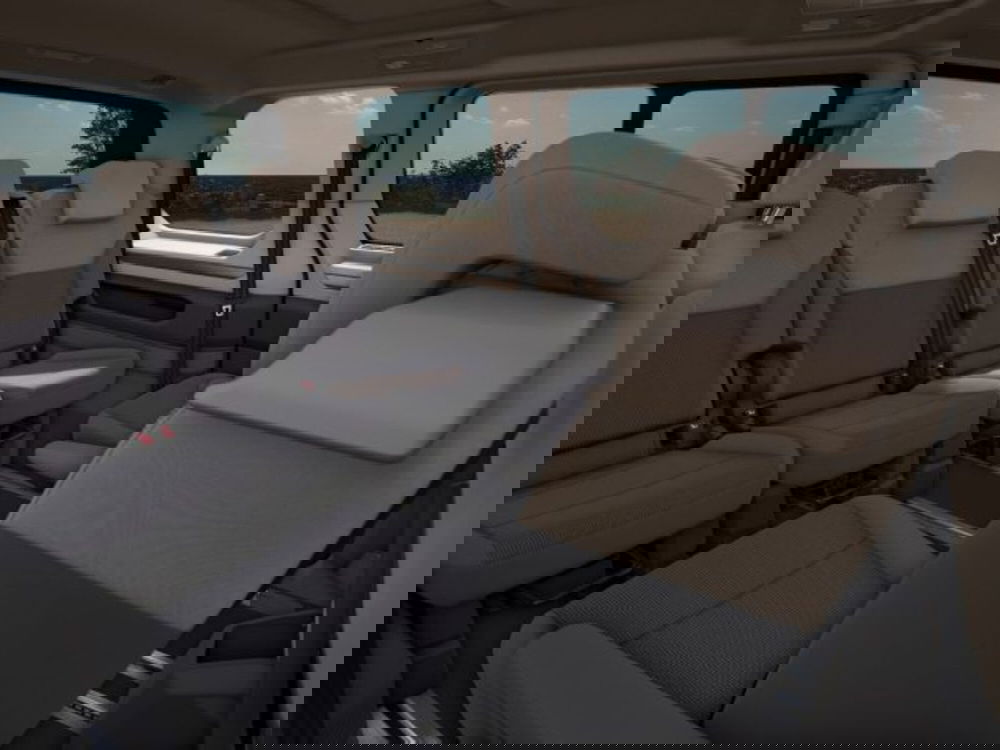 Volkswagen Multivan nuova a Vicenza (10)