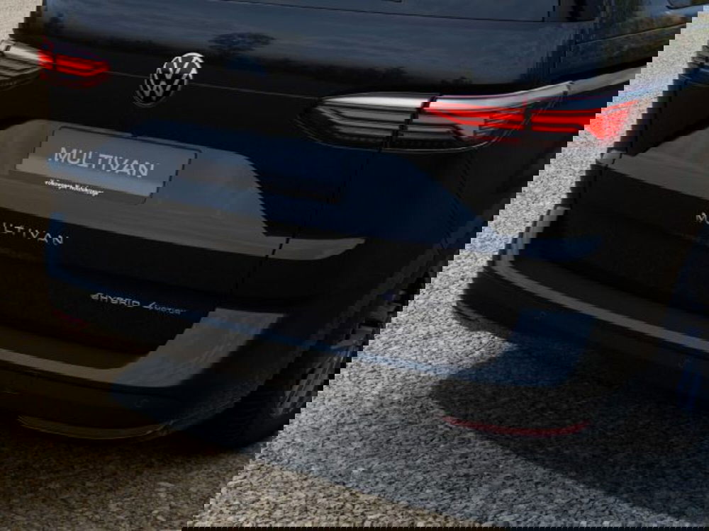 Volkswagen Multivan nuova a Vicenza (14)