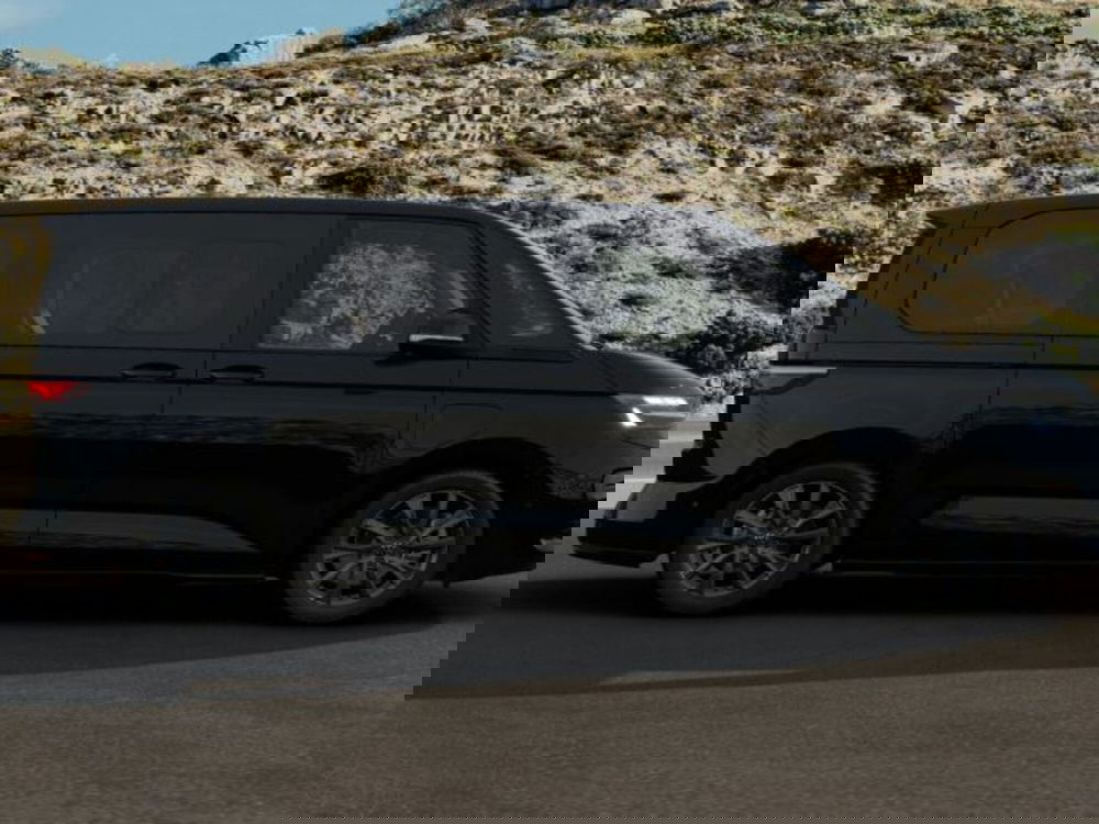 Volkswagen Multivan nuova a Vicenza (6)