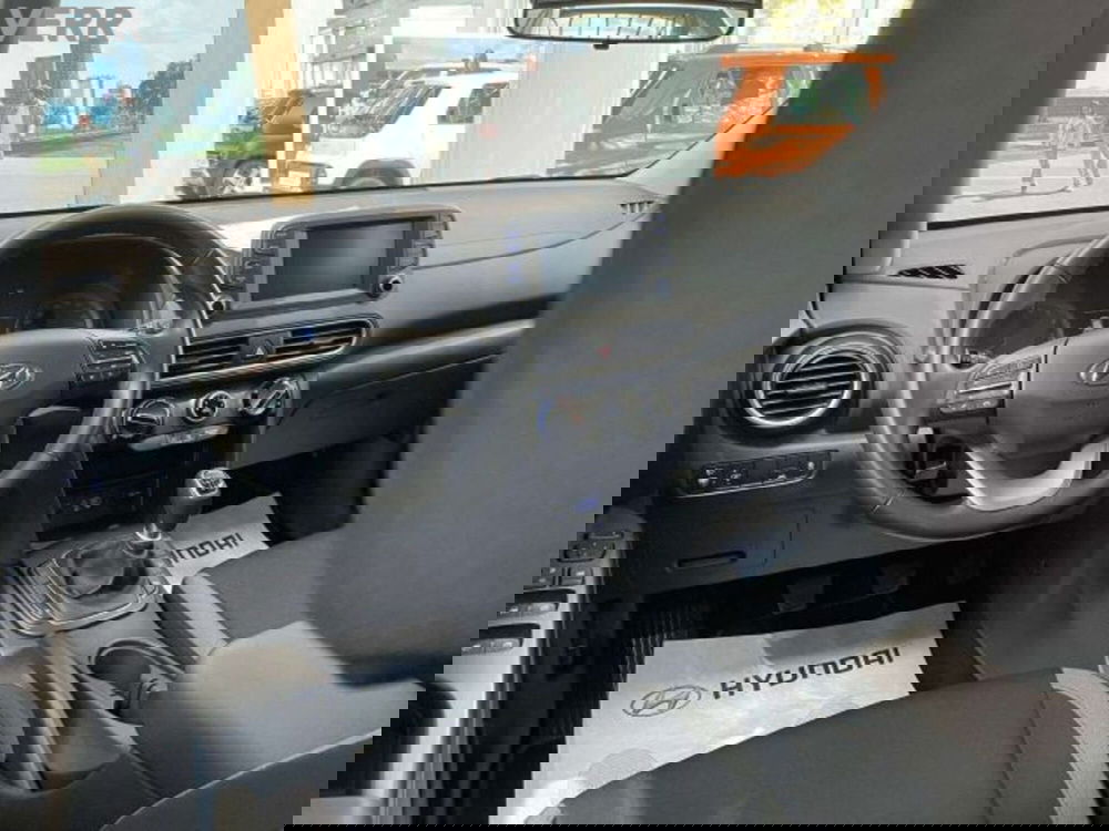 Hyundai Kona usata a Milano (8)