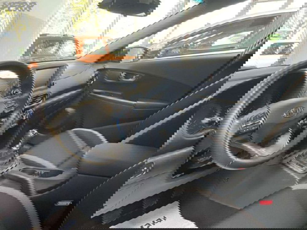 Hyundai Kona usata a Milano (10)