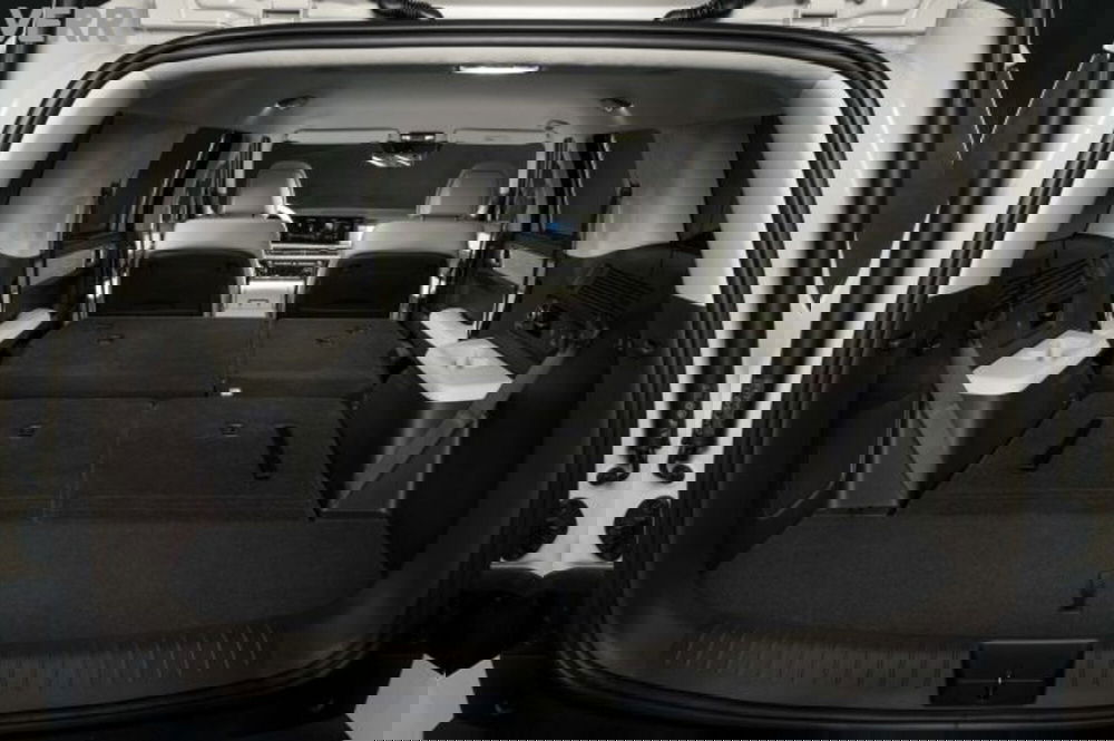 Hyundai Santa Fe nuova a Milano (5)