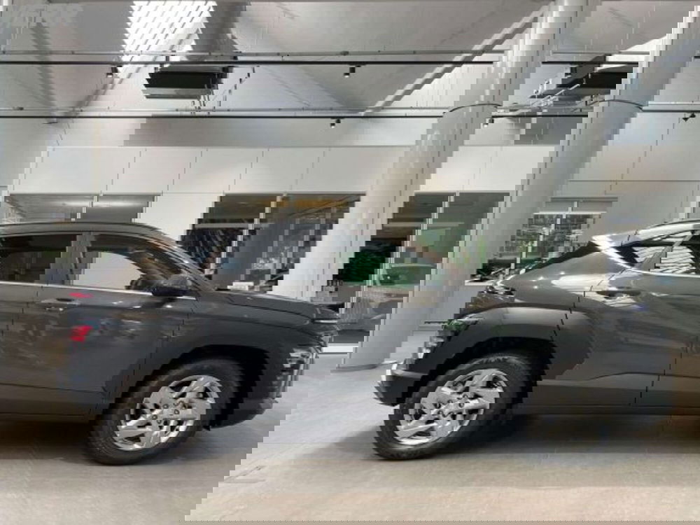 Hyundai Kona nuova a Milano (12)