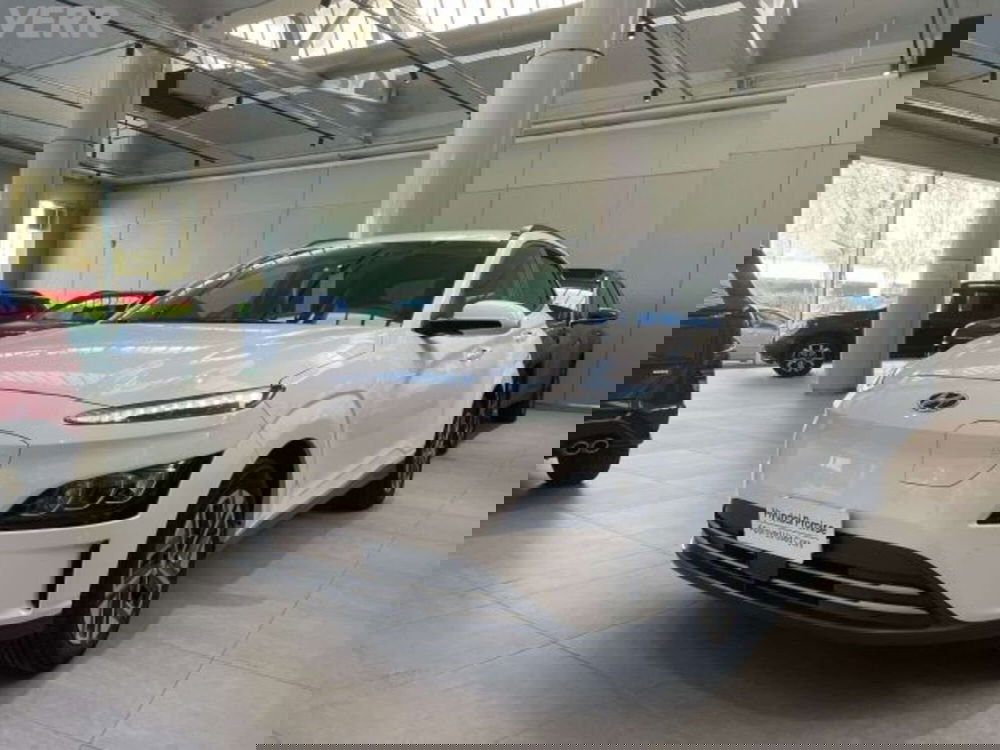 Hyundai Kona usata a Milano (2)