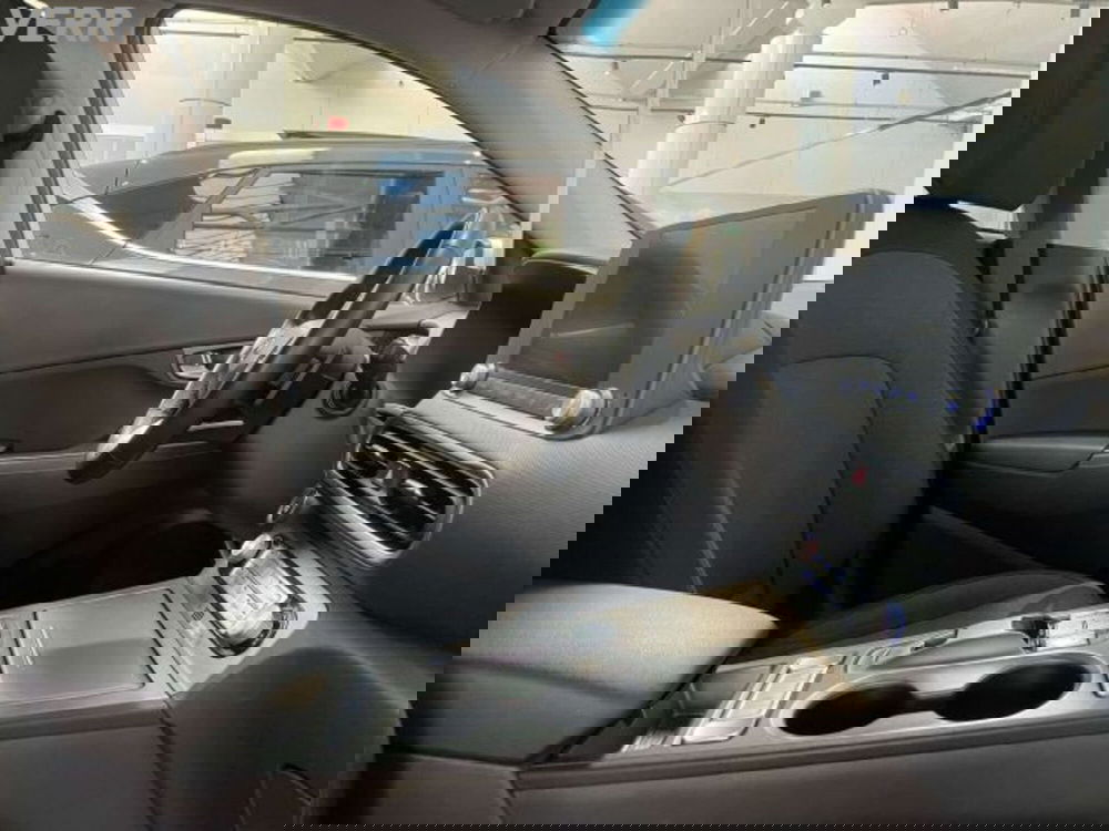 Hyundai Kona usata a Milano (8)