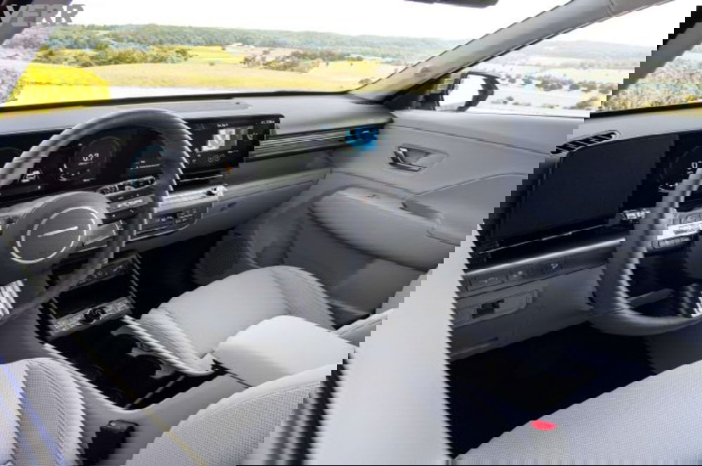 Hyundai Kona nuova a Milano (5)