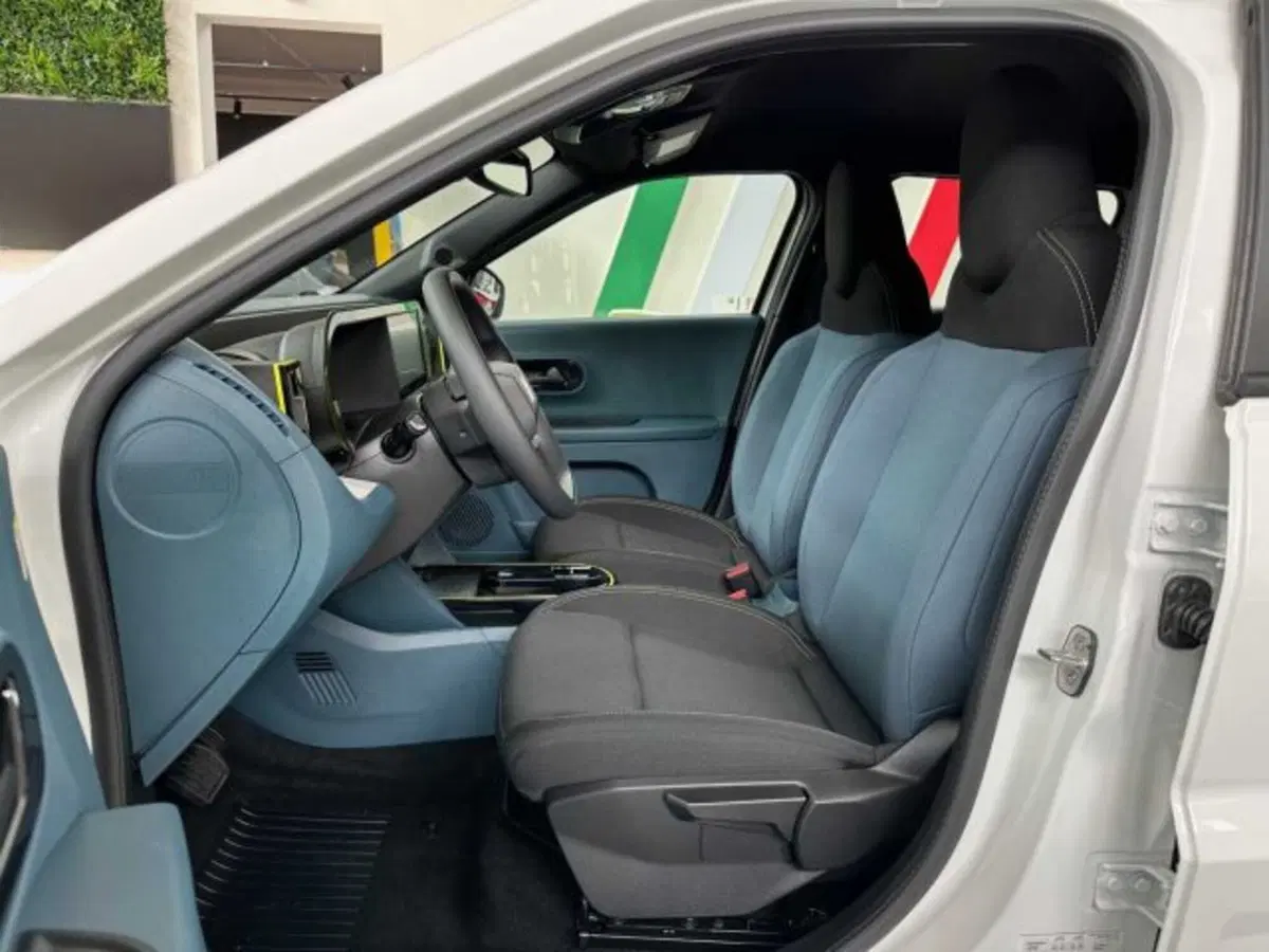 Fiat Grande Panda nuova a Sondrio (6)