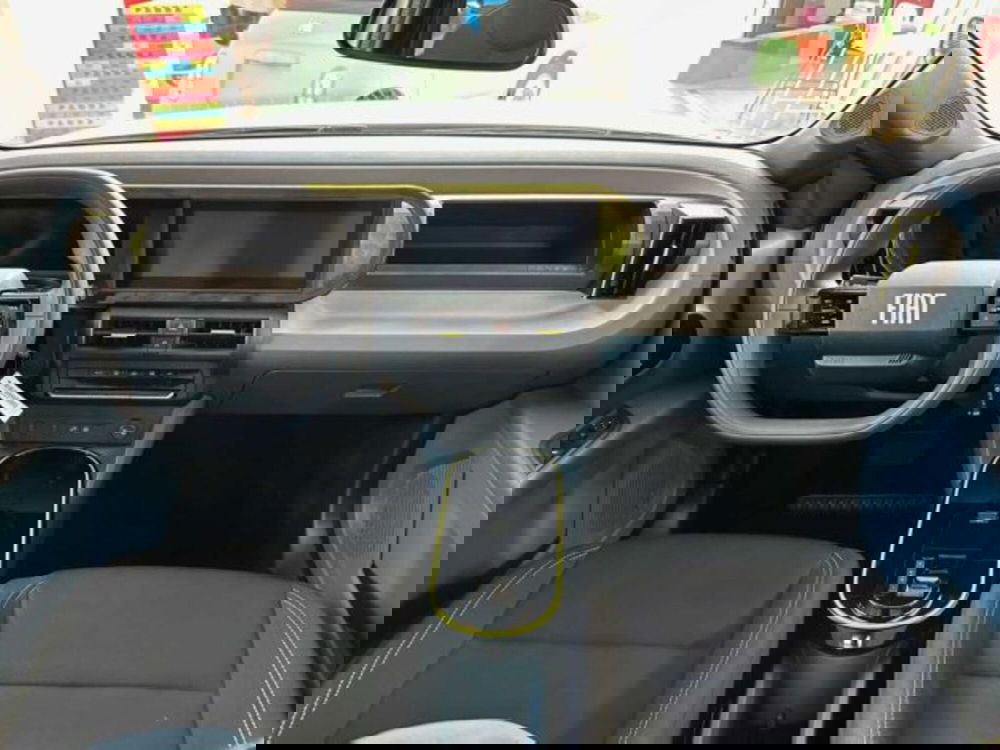 Fiat Grande Panda nuova a Sondrio (12)