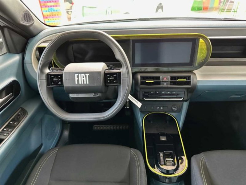 Fiat Grande Panda nuova a Sondrio (8)